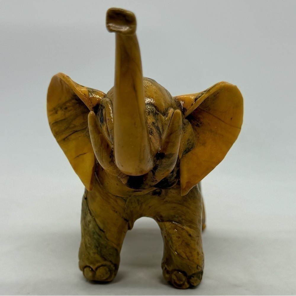 Vintage Crushed Oyster Shell Elephant Figurine Philippines Trunk Up Hand Carved - Picture 2 of 6